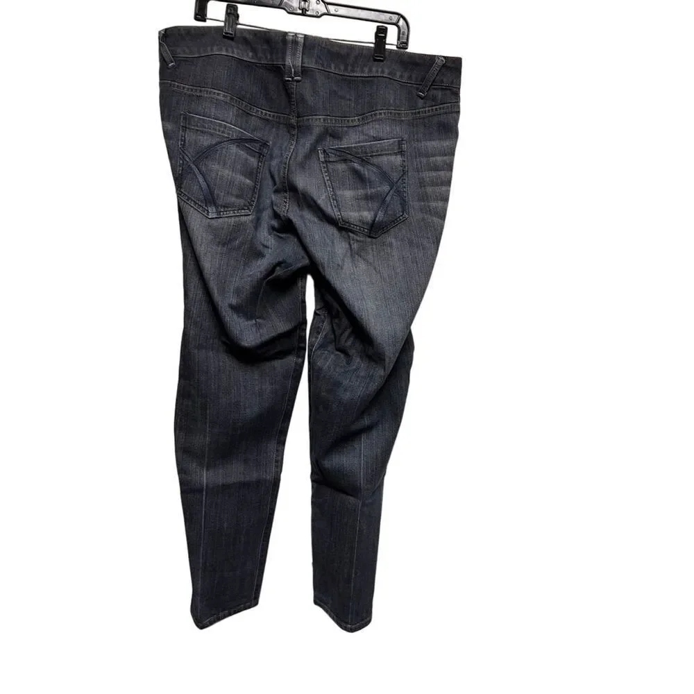 Venezia Womens Plus Size 3 Average Straight Leg Dark Wash Stretch Denim‎ Jeans